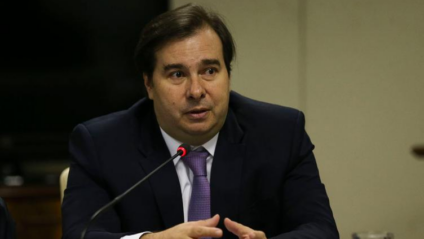 Maia defende corte de programas sociais para bancar Renda Cidadã - Foto: José Cruz/Agência Brasil Maia defende corte de programas sociais para bancar Renda Cidadã - Foto: José Cruz/Agência Brasil