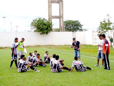 Comercial voltar a jogar no próximo domingo, no estádio ´Madrugadão´ -