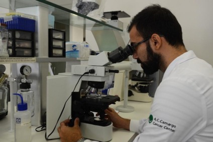 Comunidades científica, tecnológica e acadêmica se manifestaram a favor da Capes - Agência Brasil