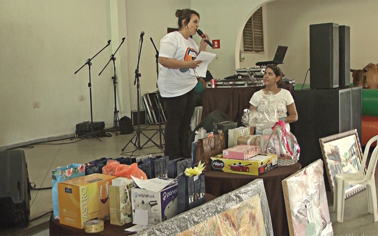 Bingo foi realizado no domingo (15) na Vila Vicentina - Reprodução/ TVC HD