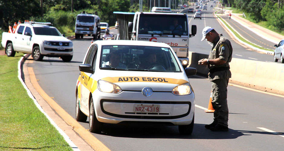 Em Mato Grosso do Sul, há 1.176.115 motoristas habilitados, destes, 64,5% são homens e 35,5% são mulheres - Divulgação