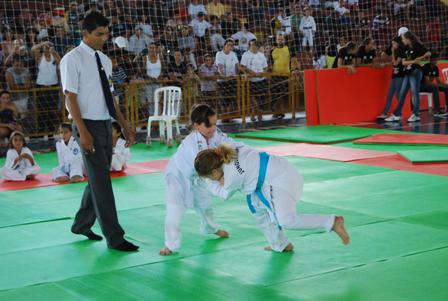 Oito categorias disputam o campeonato - Oito categorias disputam o campeonato -