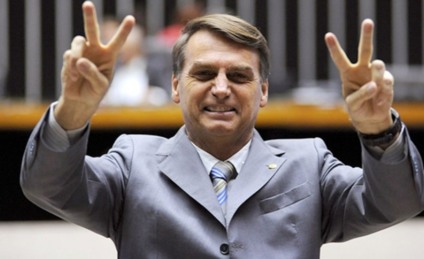 Declaração foi dada enquanto Bolsonaro aguardava a chegada do presidente do Paraguai, Mário Abdo Benítez - Arquivo/Agência Brasil