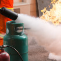 Para acionar o Corpo de Bombeiros disque 193