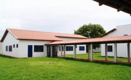 A suspeita é de que o aparelho tenha sido atirado por cima do muro da unidade. - Arquivo/JPNews