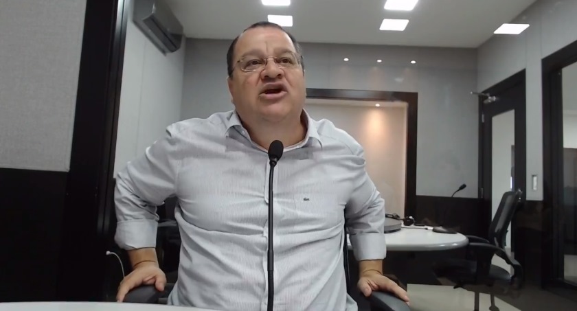  - Reprodução/Facebook