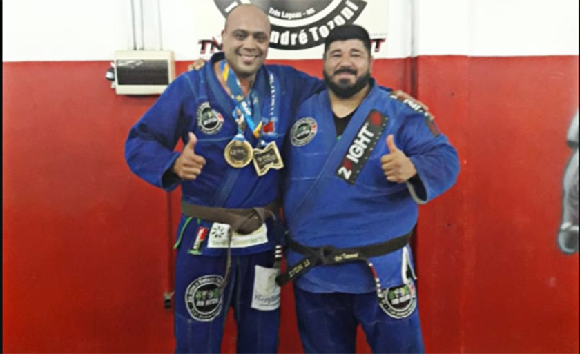 Cleverson Pereira, de faixa marrom, conquistou a medalha de bronze, máster 2 – pesado - Divulgação/Assessoria