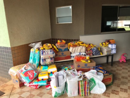 Voluntários arrecadaram alimentos para doar ao abrigo infantil Lygia Hans - Foto: Arquivo pessoal