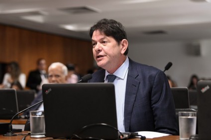 Os senadores justificaram a aprovação da PEC para impedir os abusos do Executivo na edição de MPs - Foto:Pedro França/Agência Senado