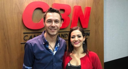 Carlos e Deise cantam sucessos do sertanejo clássico