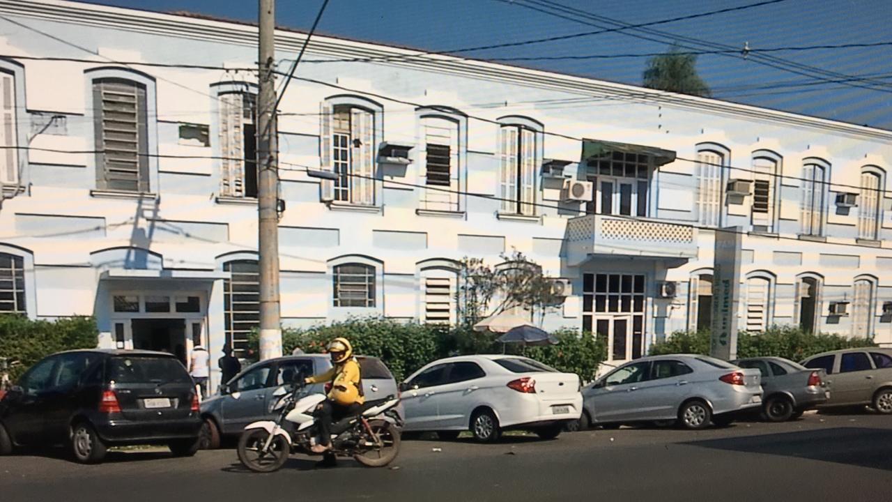 Médicos do hospital público de Corumbá fazem paralisação por falta de recursos na unidade