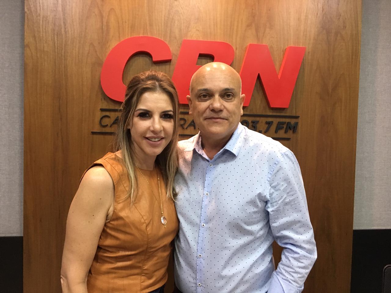 Viviane Orro - Nefrologista e José Marques - Apresentador - Foto: CBN Campo Grande