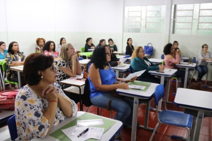 Aulas são ministradas por profissionais de diferentes áreas, sempre visando informação e proteção para mulheres - Foto: Assessoria de Comunicação Nudem Aulas são ministradas por profissionais de diferentes áreas, sempre visando informação e proteção para mulheres - Foto: Assessoria de Comunicação Nudem