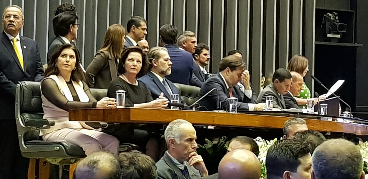 Simone Tebet considera possível trocar o MDB por outro partido depois de embates com Renan Calheiros