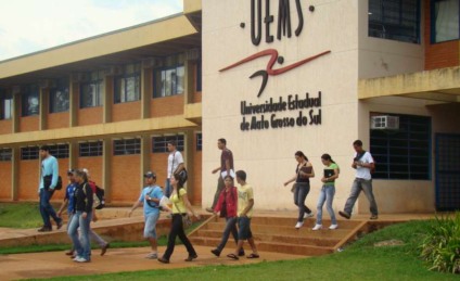 UEMS inicia inscrições para professores temporários de medicina