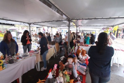 O evento de 2018 contou com música, artesanato, gastronomia e diversos serviços a população - Campo Grande Notícias