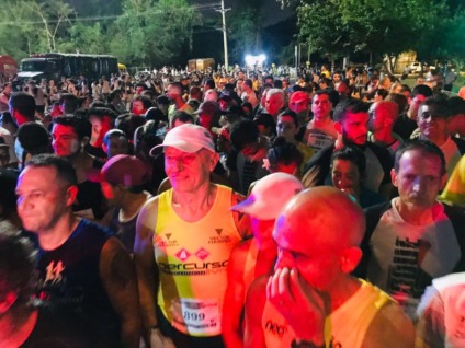 Na sua segunda edição a Corrida do Choque atriu mais mil atletas entre homens e mulheres de várias idades - Israel Espindola/CBN