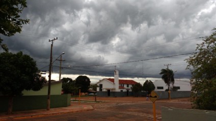 O fim de semana deve ser chuvoso nas cidades de Mato Grosso do Sul - Márcio Romanini