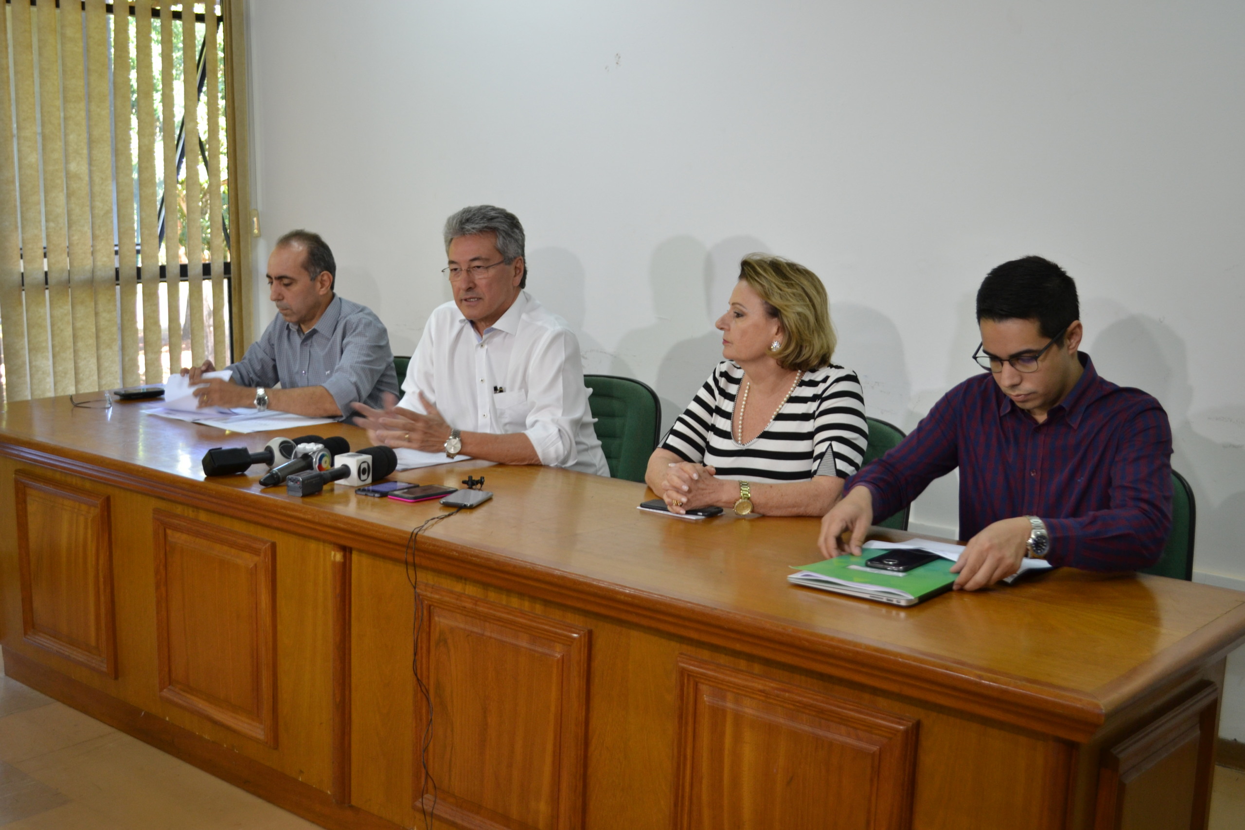 Em coletiva de imprensa, secreários falam sobre aprovados na primeira fase do concurso público para professores da Rede Estadual de Ensino - Assessoria/SAD