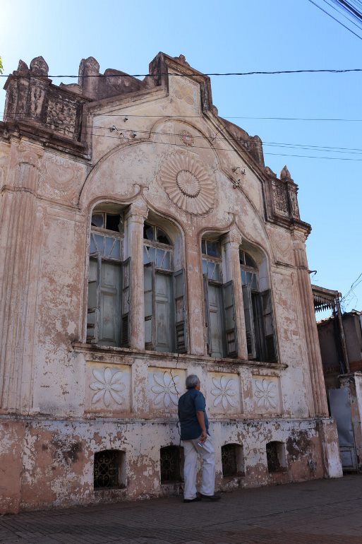 Imóvel construído em 1914 fica na Paranaíba, no centro de Três Lagoas - Danielle Leduc/JPNews