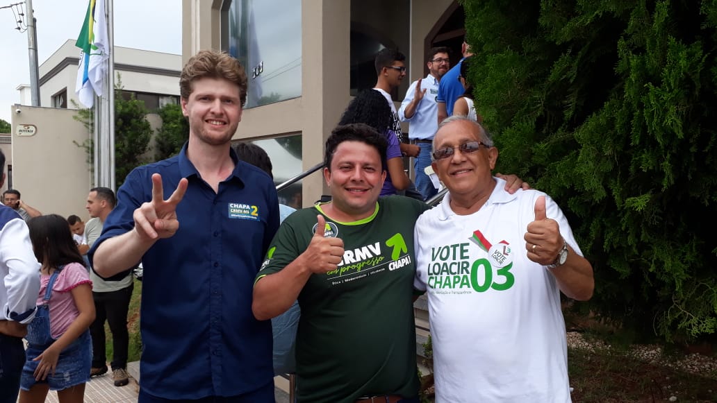 Candidatos das três chapas avaliam o processo eleitoral como altamente democrático. Piva (esquerda), Xavier e Loacir - Éder Campos