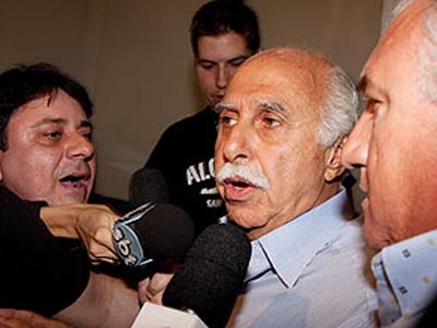 Em agosto de 2008, Abdelmassih foi intimado pelo Ministério Público a depor, mas não compareceu -