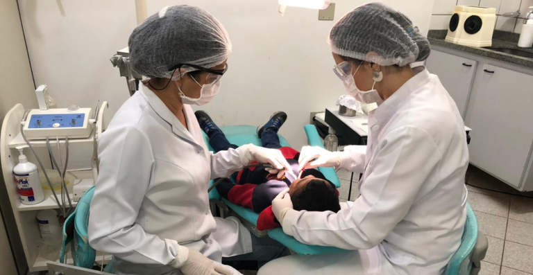 Crianças que são pacientes da Funcraf são o público alvo da Campanha "Troque um brinquedo por um trufa" - Foto: Divulgação