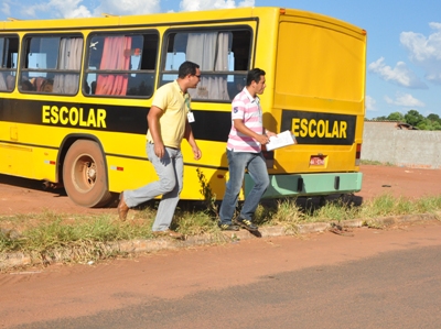 Veículos foram vistoriados por agentes de Campo Grande -