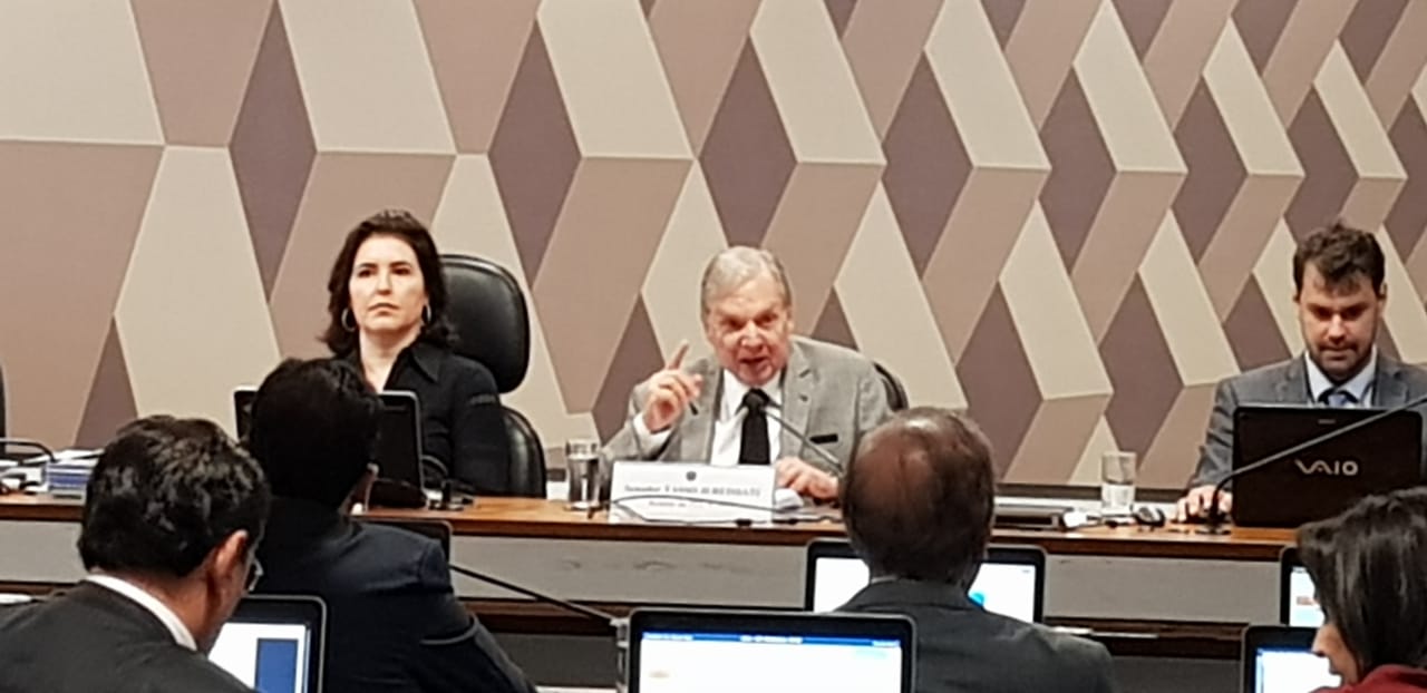 A presidente da Comissão de Constituição e Justiça, Simone Tebet, disse que algumas das emendas apresentadas poderão fazer parte de uma PEC paralela - Foto: Márcia Paravizzi/CBN