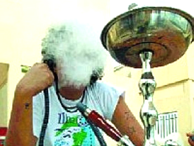 A cada sessão de 20 minutos do narguile corresponde a 200 cigarros -