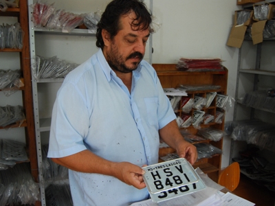 As placas das motocicletas ficaram maiores -
