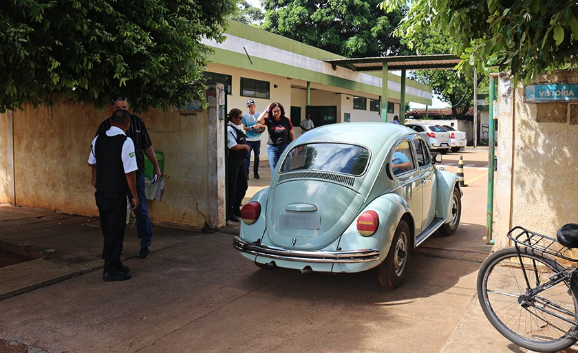 Em Três Lagoas, muitas pessoas chegaram a enfrentar fila aguardando o sistema voltar, mas tiveram que voltar para casa. - Danielle Leduc/JPNEWS