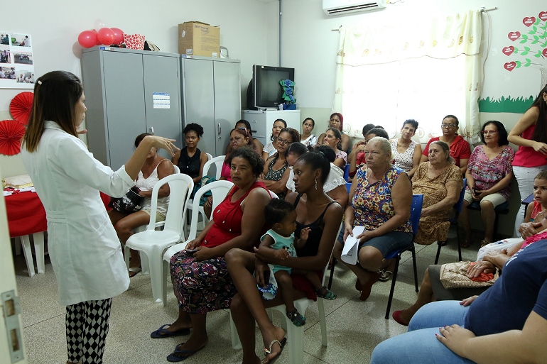 A equipe do Jupiá é constituída por um médico clínico geral, uma dentista e uma auxiliar de saúde bucal, farmacêutica e atendente de farmácia. - Divulgação/Assessoria