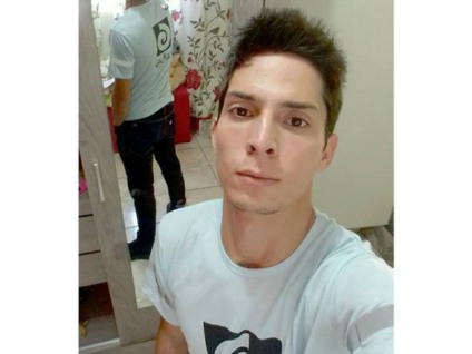 Diony Viana Saira, de 23 anos, morreu na noite desta quarta-feira - Arquivo pessoal