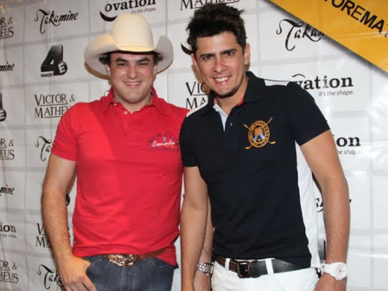 Os cantores Victor e Matheus visitaram ontem a rádio Cultura FM e a TVC - Canal 13, em Três Lagoas - Divulgação