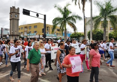 Mulheres foram às ruas em mobilização contra o fim da violência -