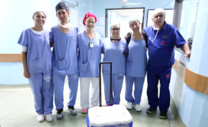 Equipe de médicos e enfermeiros, em foto, pouco antes do retorno a Brasília e São Paulo - Imagem cedida