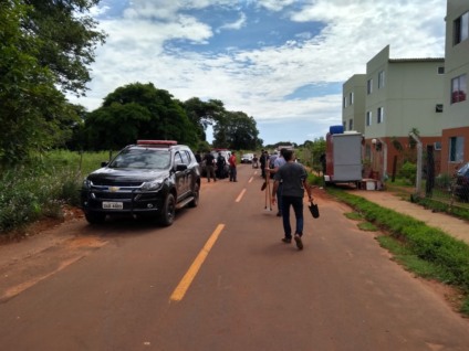 Policiais civis e militares atuaram em conjunto, nesta quinta - André Barbosa/JPNews Policiais civis e militares atuaram em conjunto, nesta quinta - André Barbosa/JPNews