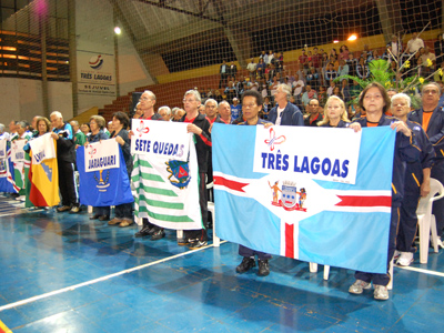 A abertura do Festival da Melhor Idade de Mato Grosso do Sul foi uma verdadeira festa cívica -