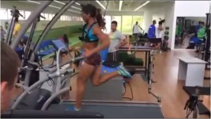 Silvania realiza treinos em academia, para exames médicos - Reprodução/Facebook