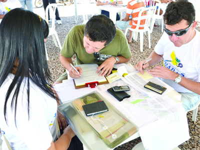 Plantão de vendas segue nos fins de semana -