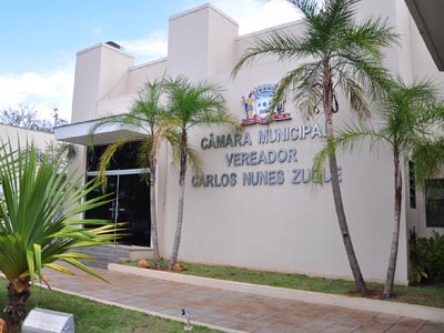 A medida afeta 125 funcionários, entre eles, efetivos, administrativos e legislativos -