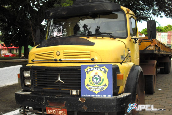 Na Operação Carnaval, caminhão é apreendido com mais de 19 kg de cocaína -