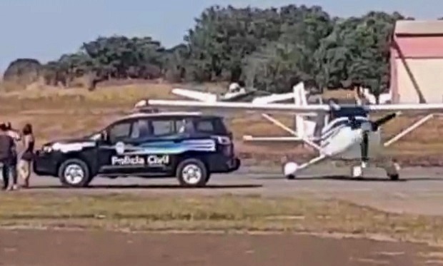 O próprio piloto foi quem conduziu de volta o avião a Paranaíba, no fim da manhã de quinta-feira (20) - Arquivo/JPNEWS