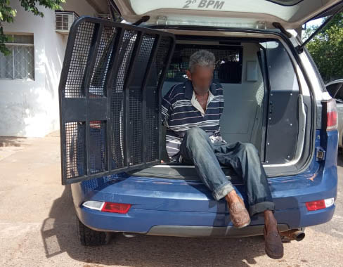 Suspeito foi denunciado por moradores - Divulgação/PM
