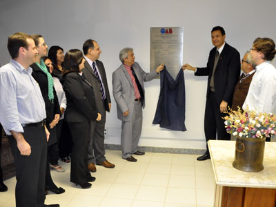 Autoridades inauguram sala da OAB na Justiça Federal -