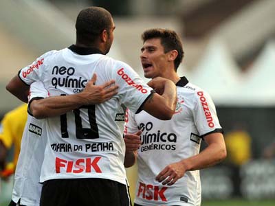 A apenas dois jogos do término da competição, o time paulista lidera - A apenas dois jogos do término da competição, o time paulista lidera -