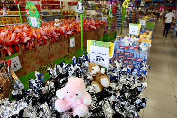 O treslagoense pretende gastar média de R$ 79 nesta Páscoa -
