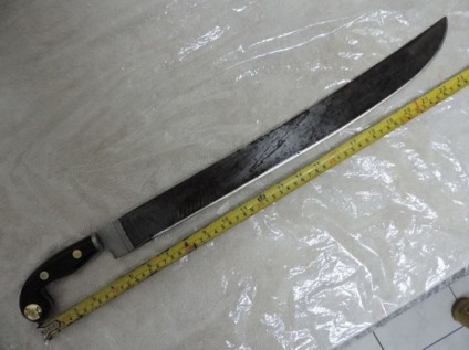 Facão utilizado pelo idoso para atacar a vítima tem 40 cm lâmina - 13° BPM