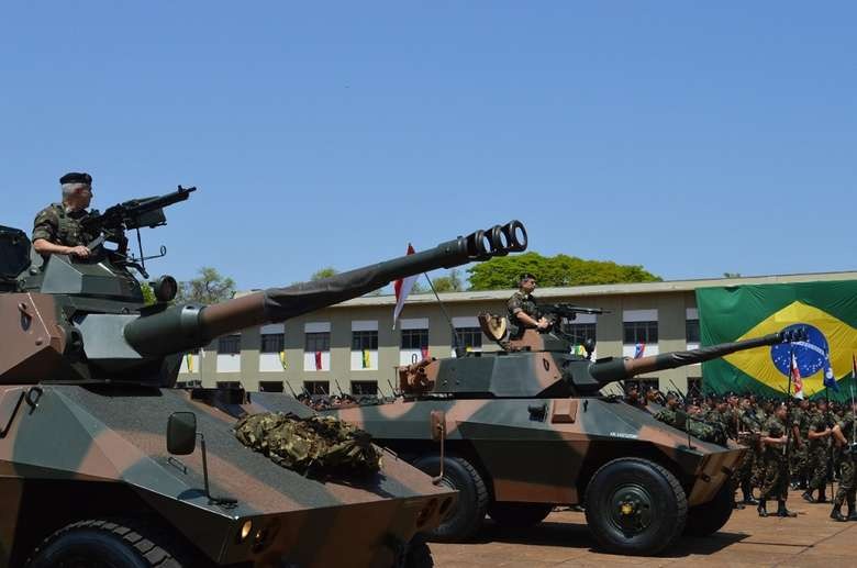 4ª Brigada de Cavalaria mecanizada troca de comando em Dourados - Foto: André Bento